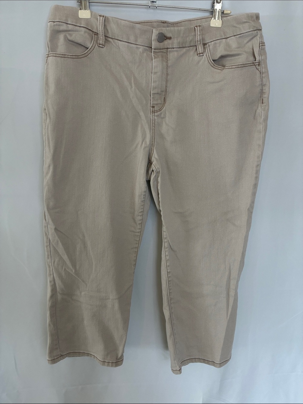 Chico's Neutral Taupe Cropped Capri Jeans